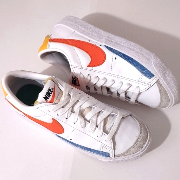 Nike Blazer Low 77  Women's 5.5 Youth 4 White/Blue/Orange - Picture 12 of 12